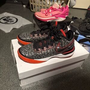 Nike Athletic Shoes Black and Red